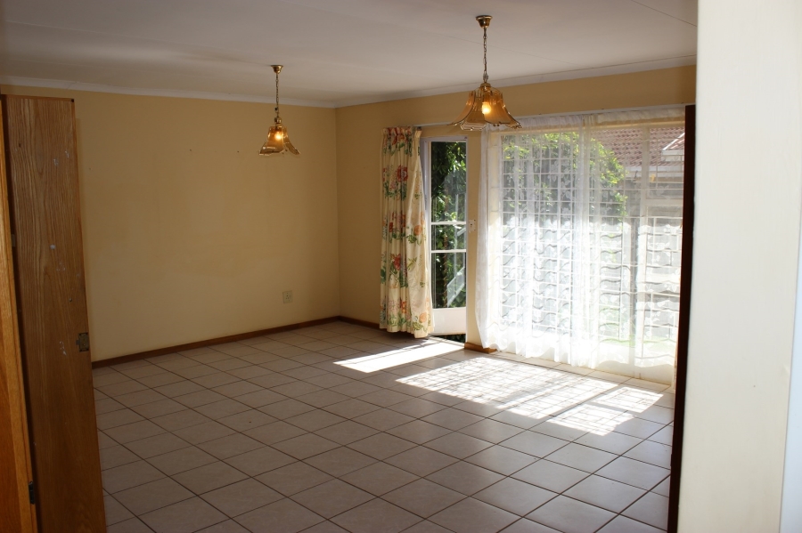 2 Bedroom Property for Sale in Heuwelsig Free State